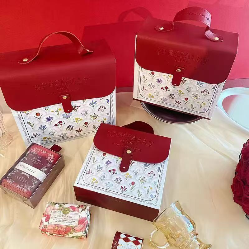 伴手礼盒喜糖盒鲜花饼花朵小清新皮质礼品盒礼物包装盒子婚礼必备