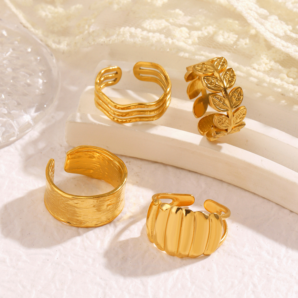 French Retro Geometric Gold Stainless Steel Open Ring For Women_voghion.com