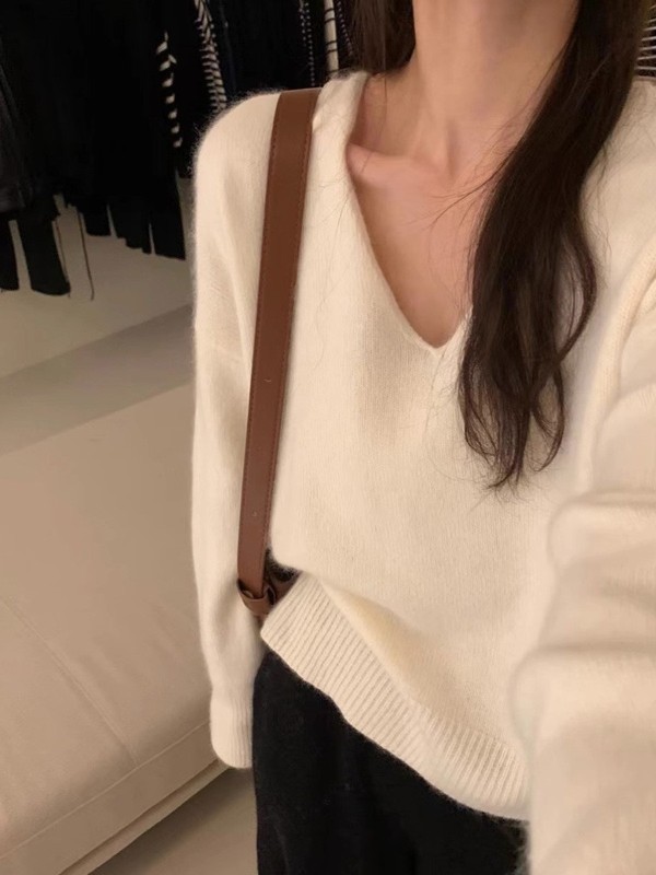 新しいスタイルのレイジースタイルの柔らかく、ワックスのような、優しく、ゆったりとした、スリムな襟のセータートップ、女性用、厚いセーターの秋と冬のインナーウェア|undefined