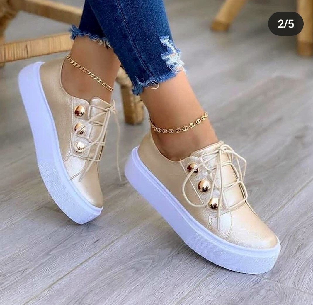 Large size casual shoes women Europe and...