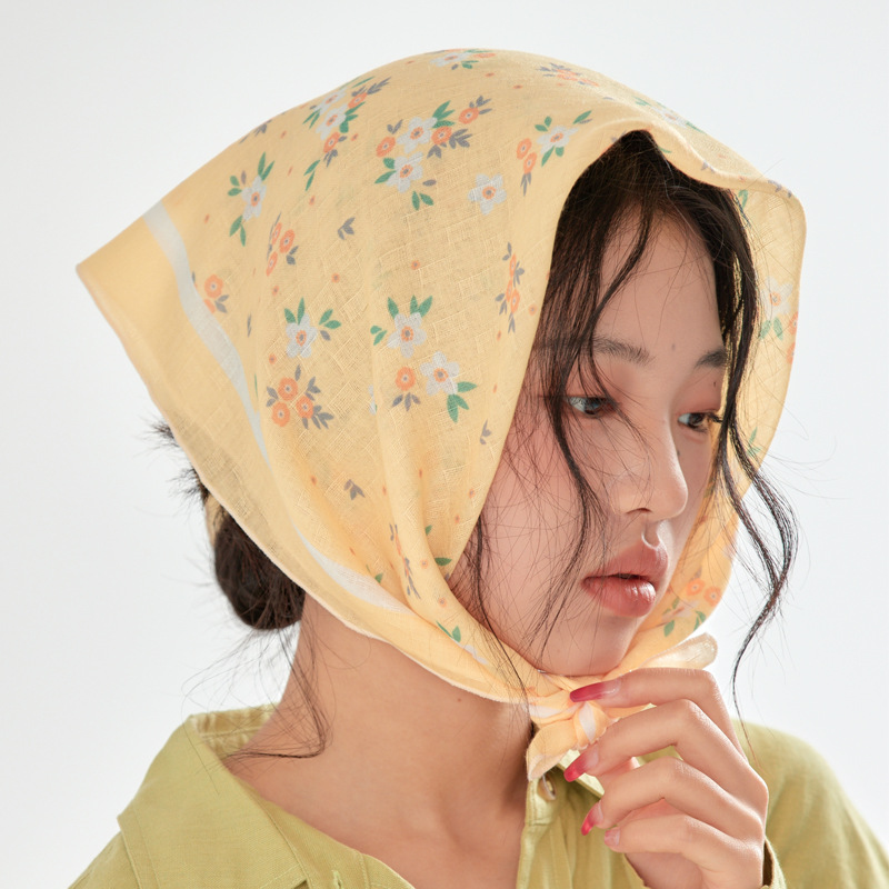 신선한 노란색 꽃다발 흰색 줄무늬-사각형