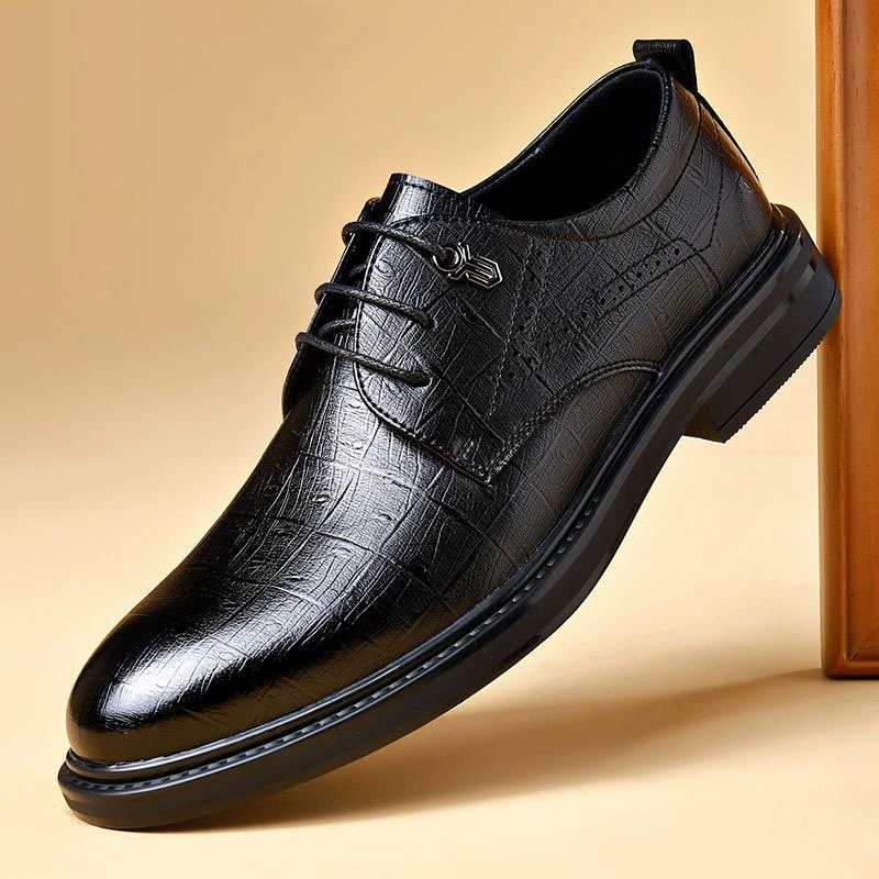 Маленькие кожаные повседневные туфли для бизнеса весной