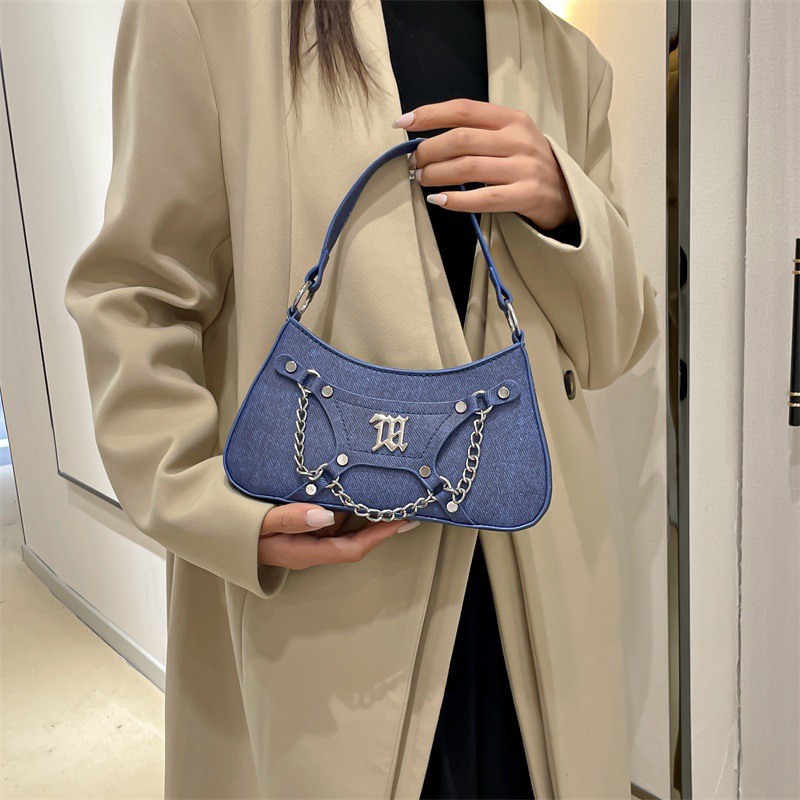 Women's Shoulder Bag 2023 New Style Motorcycle Style Personality Avant-garde Armpit Bag Trendy Fashion Denim Color Chain Handbag_voghion.com