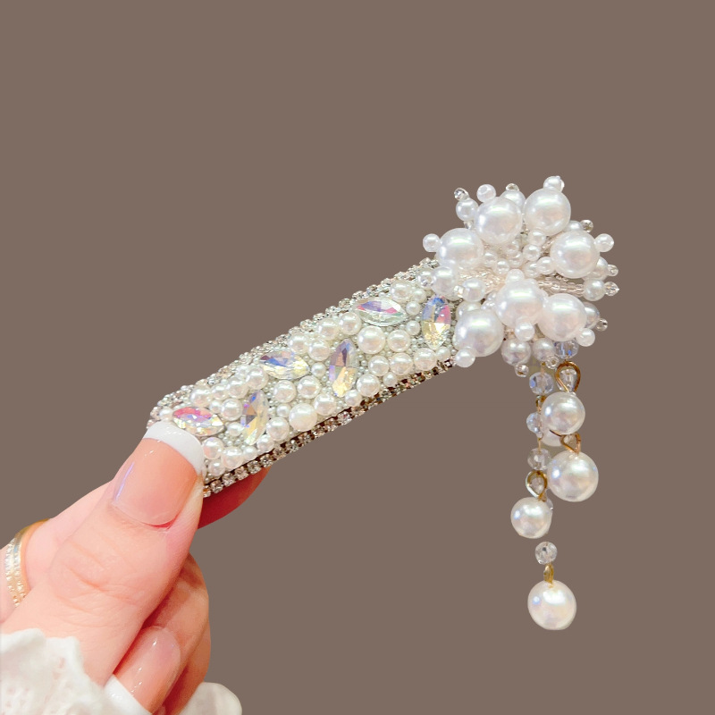 エスニックスタイルフラッシュダイヤモンドタッセルbbクリップヘビーデューティーヘアクリップ女性のハイエンドクリスタルヘアクリップ気質ヘアクリップヘアアクセサリー新しいスタイル|undefined