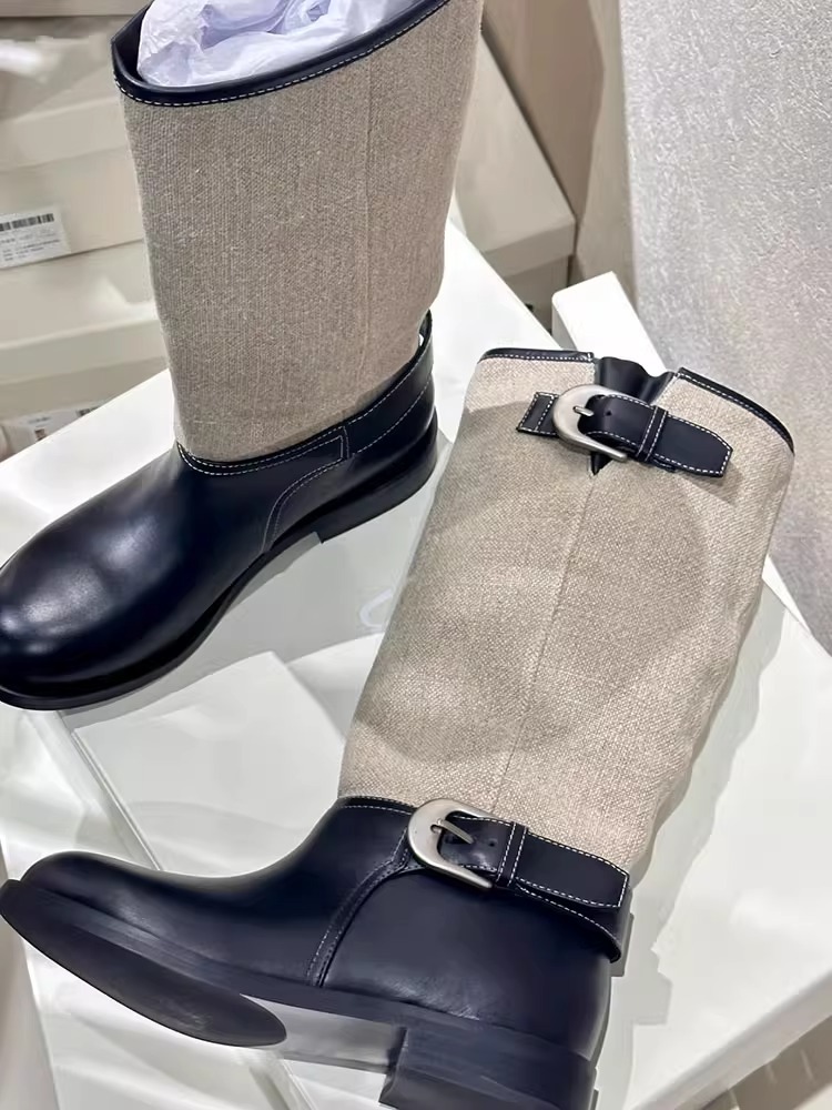 Botas altas de senhora em pele de vaca estilo britânico_voghion.com
