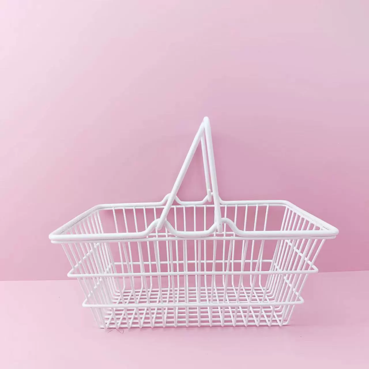 Small Metal Wire Storage Basket, Multi-Size Table Organizer for Coffee Capsules, Kids