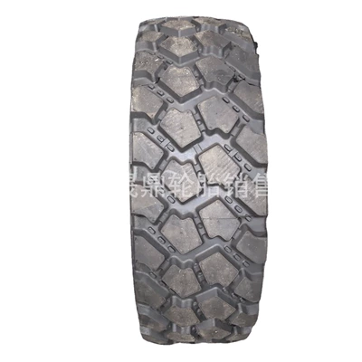 305/80R18 MPT Hummer: Off-road şinlər