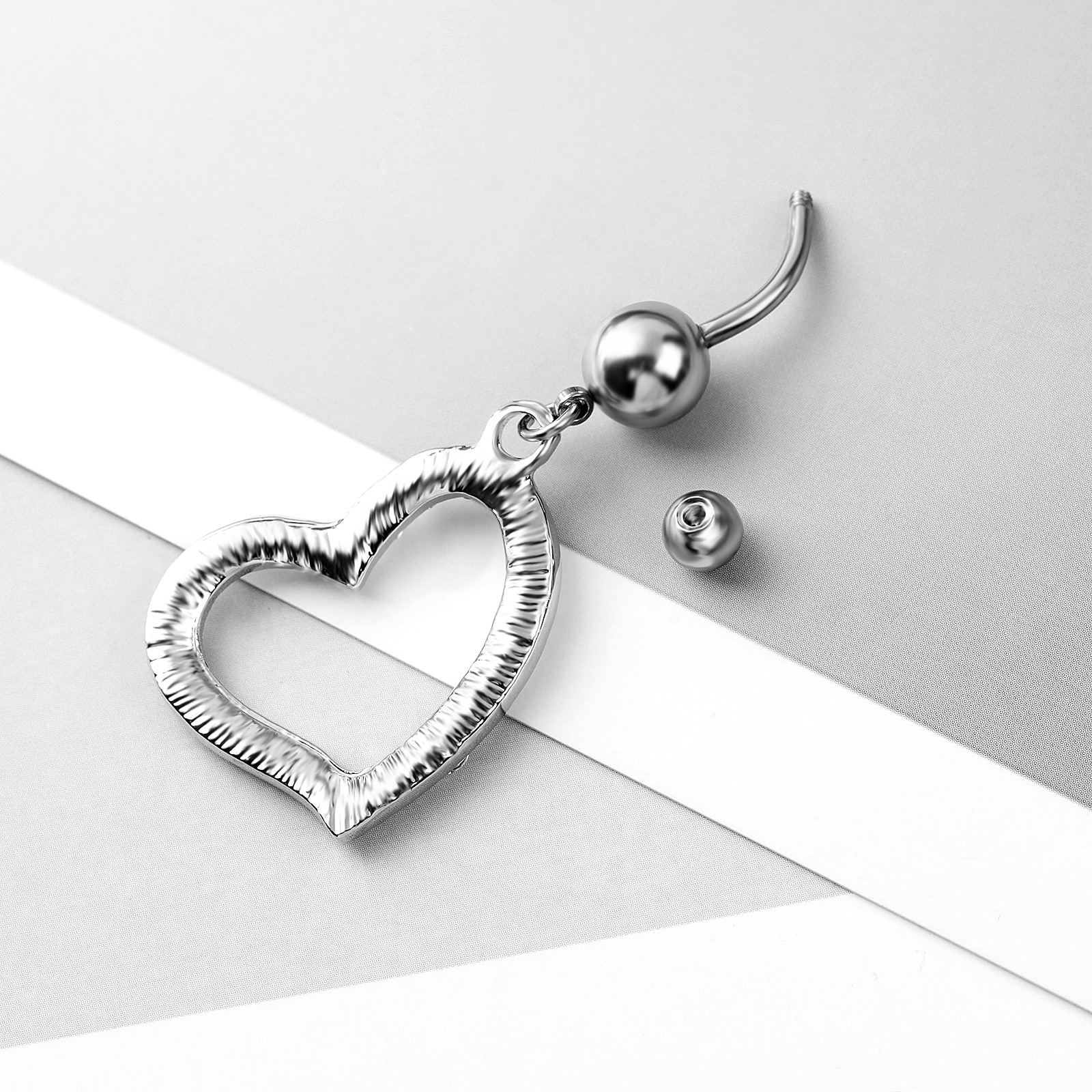 Piercing nombril acœur en acier inoxydable avec diamants_voghion.com