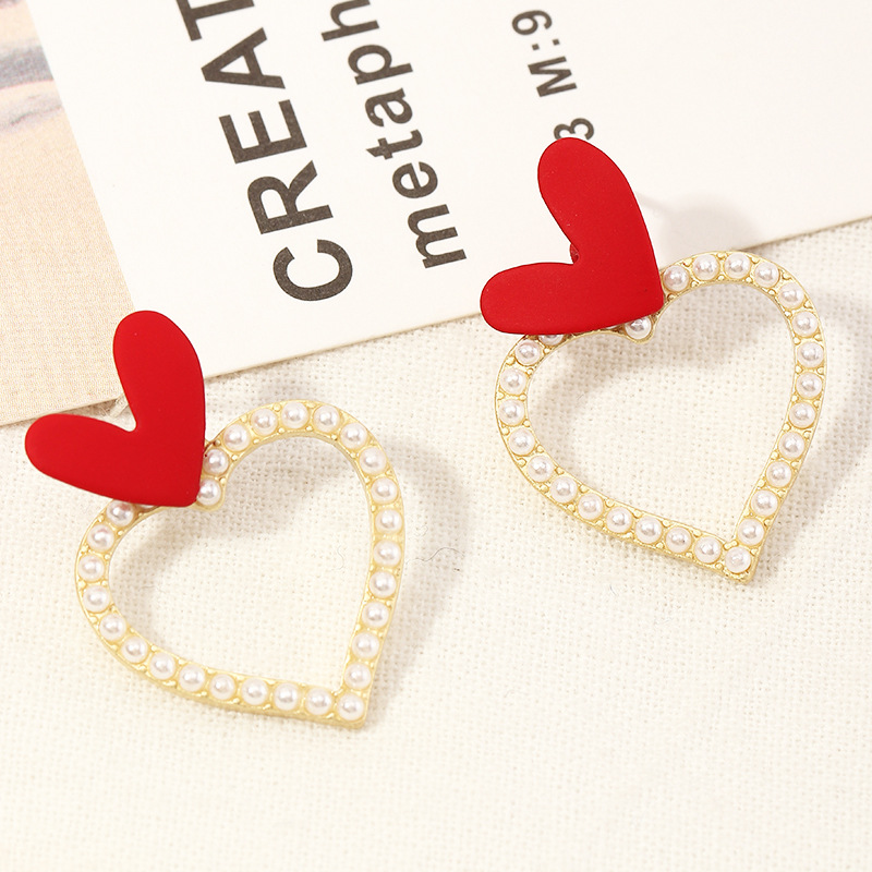 Fashion Heart-shape Pearl Letter Earrings display picture 40