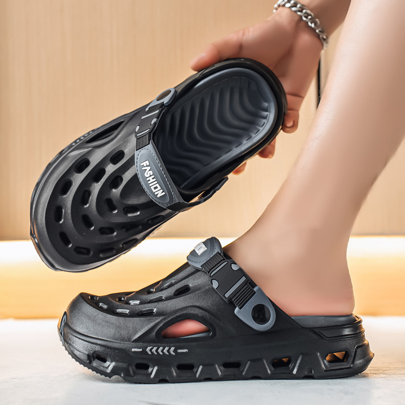 En nombre de los zapatos con agujeros para el cabello, las nuevas sandalias de Baotou transpirables de verano para hombres, zapatos de playa casuales antideslizantes, zapatos Shuoxi a la deriva