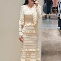 S家のハイエンドの優雅な婦人服の25春のハスの葉の縁の丸首の長袖のメリヤスのカーディガンの上着のワンピースの2セット