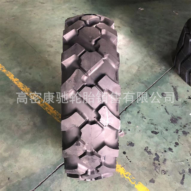 前进10.0/75-15.3越野叉车轮胎