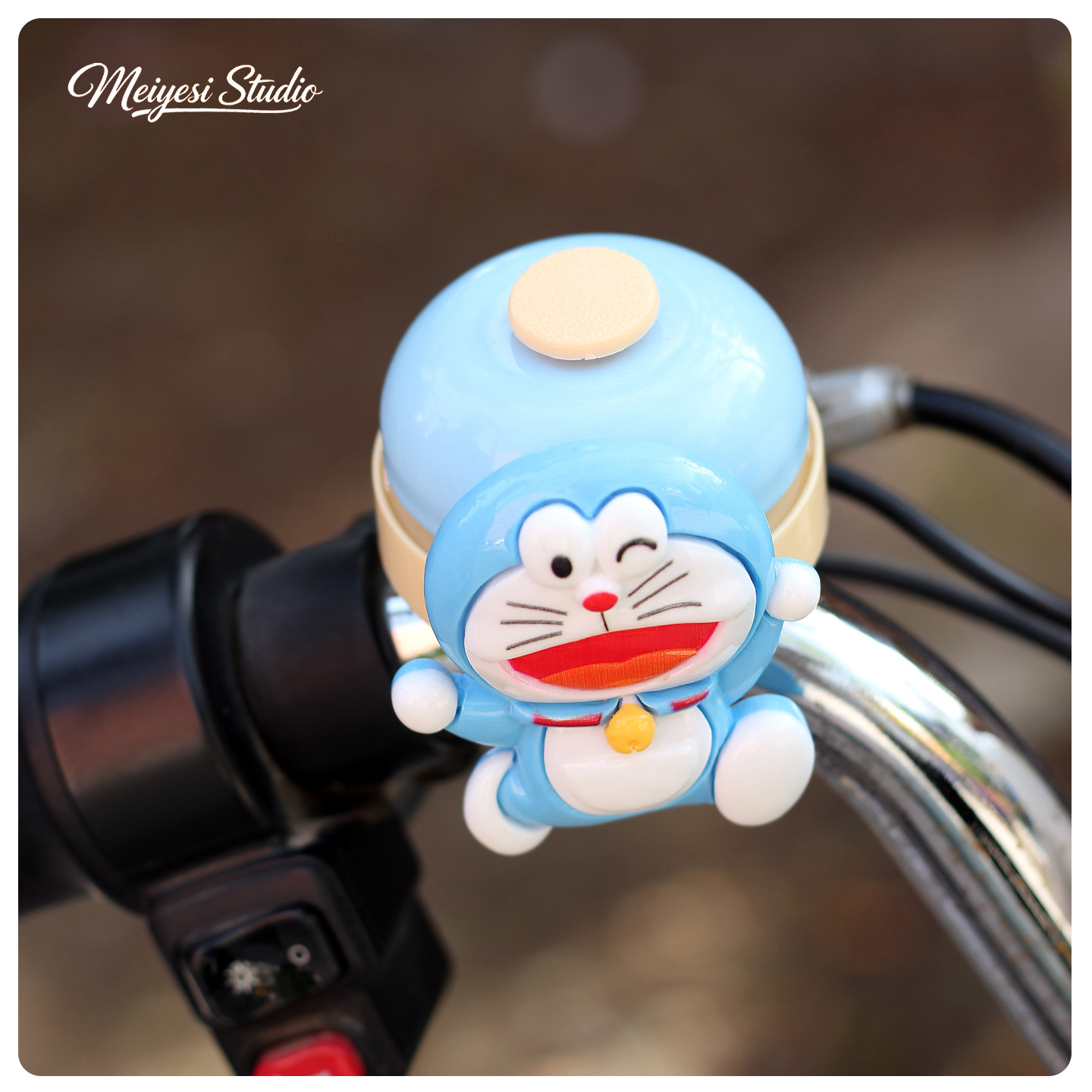 Bicicletas infantiles de montaña campana adornos de dibujos animados encantadores equilibrio coche scooter tranvía mano pulsa bocina súper fuerte