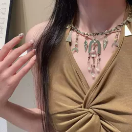 项链;耳环;手链