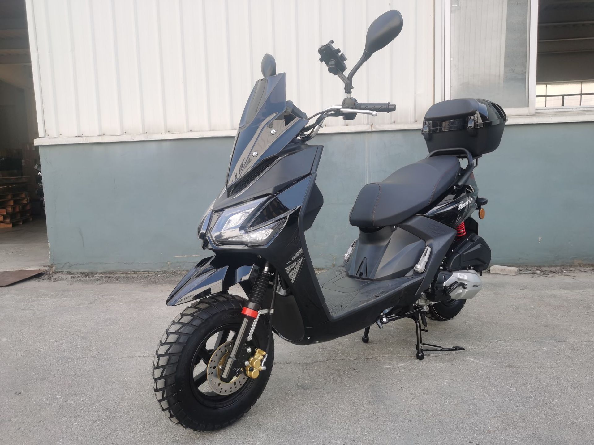 Domestic Road Boss 150C Large Scooter Motorcycle, Fuel-Powered, Can Be Registered, National Iv Efi Jinlang Motorcycle, 150Cc Displacement