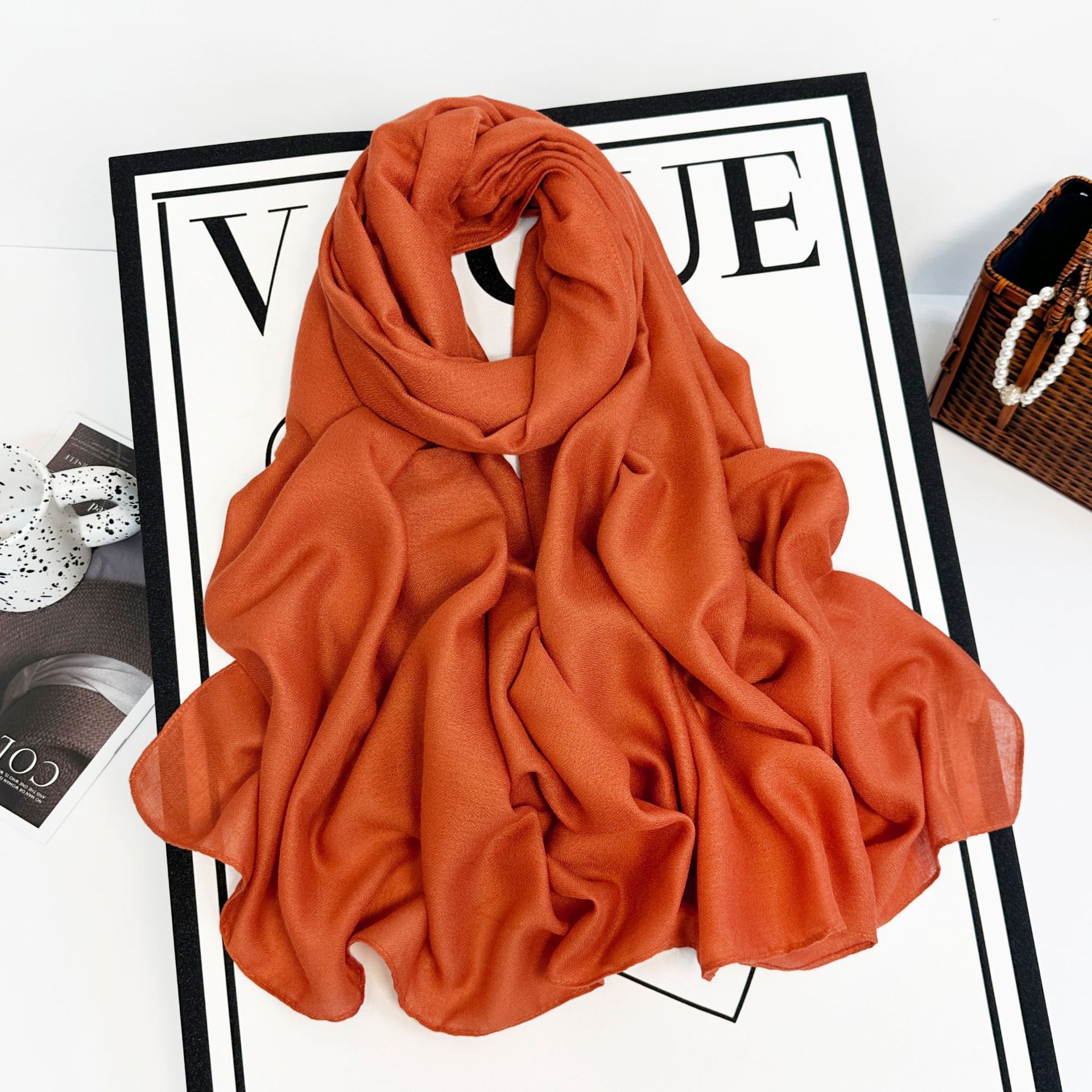 Sciarpa lunga da donna in cotone e canapa 2023 autunno/inverno tinta unita monocromatica multicolore_voghion.com