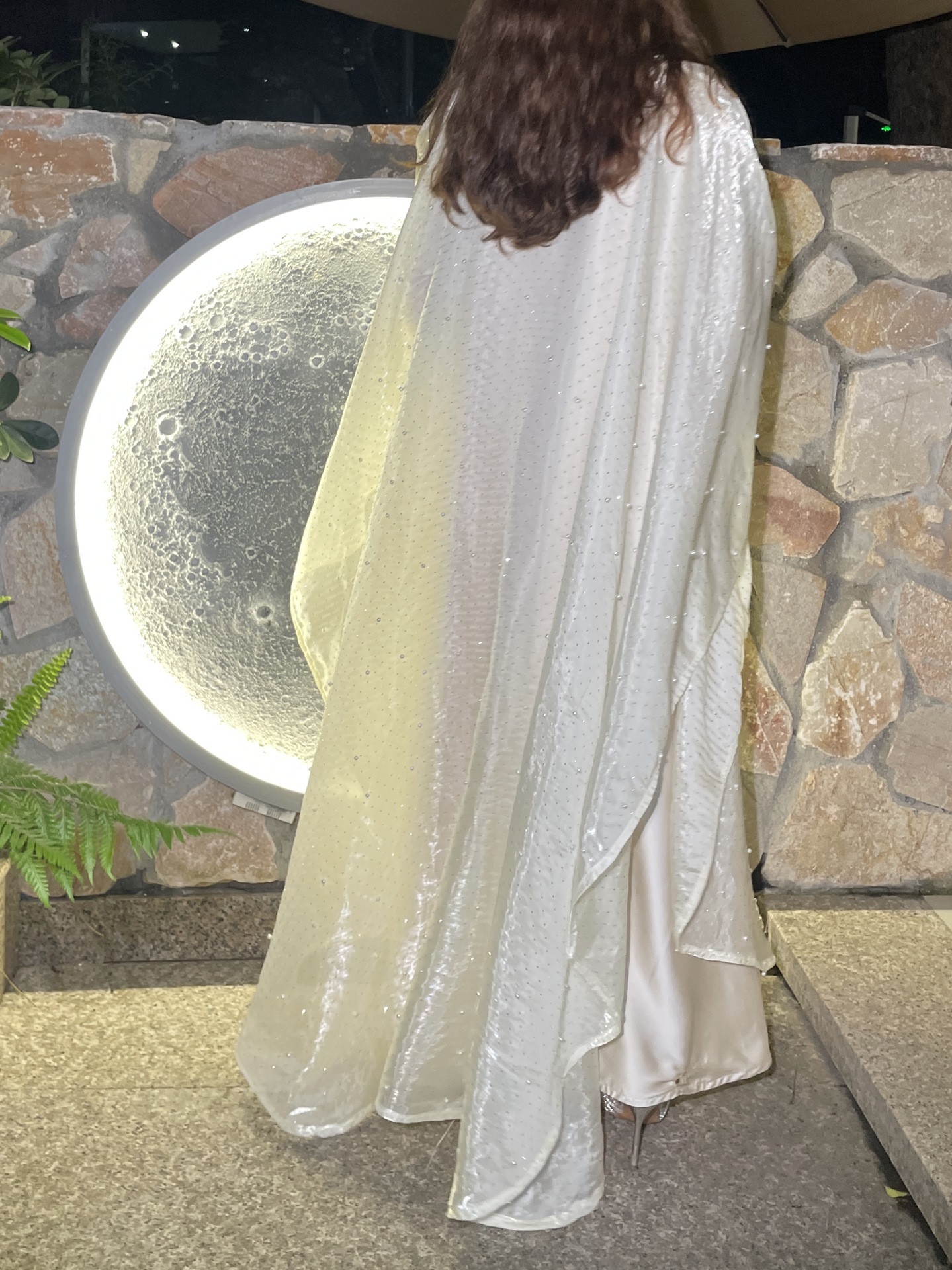 Dubai Abaya Set - Embellished Long Sleeve Open Front Cover With Beaded Detailing (Black, S-L) | Modest Luxury Two-Piece Outfit_voghion.com