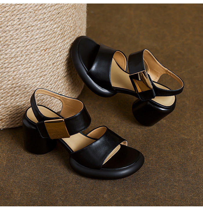 Sandal cao gót nữ mũi hở quai ngang kim loại, đế dày gót vuông, khóa dán — màu đen, màu trắng, màu vàng chi tiết 22