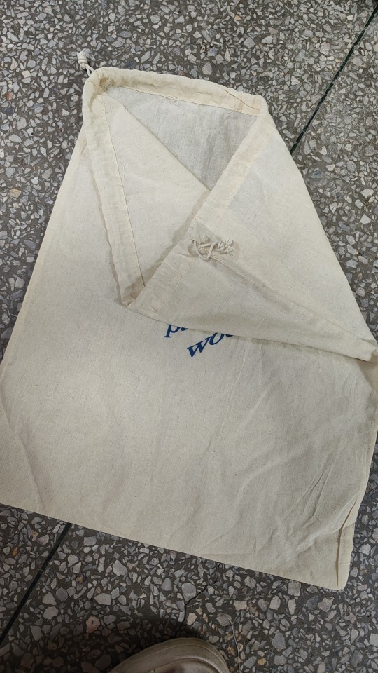 高档平纹全棉束口袋皮具包包，酒店用品客房洗衣收纳袋衣服整理抽