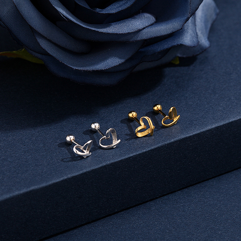 1 Pair Quantity Daily Occasion 925 Sterling Silver Material 1 Pair 925 Sterling Silver Heart Shape Ear Studs
