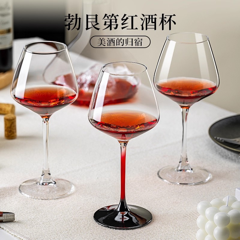 Tazas de vidrio de vino alto pie casero de lujo ligero tazas de vidrio de pie negro tazas de vino de borgoña