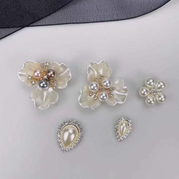 Zapatos de agujero transfronterizos hebilla de diamantes de imitación hebilla de metal accesorios traje hebilla decorativa Amazon aleación agujero zapatos zapato flor