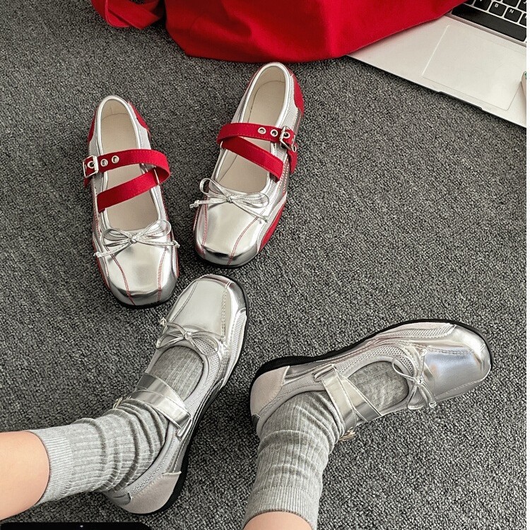 法式银色芭蕾舞鞋女2025夏季新款软底绑带玛丽珍鞋配裙子浅口单鞋