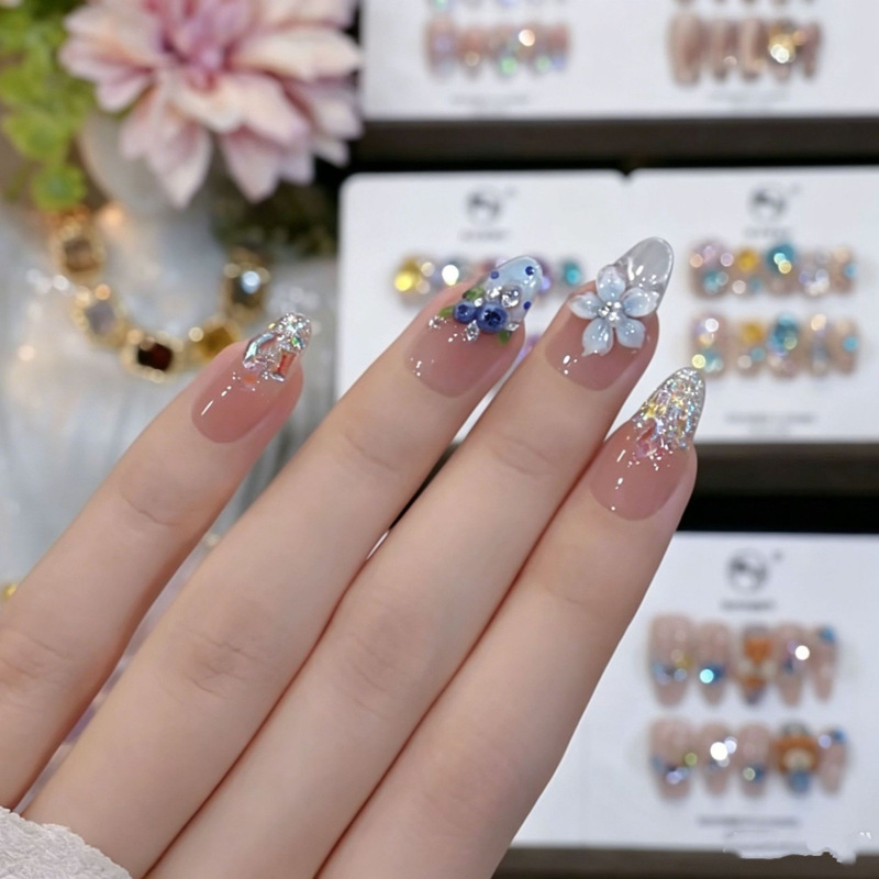 [Blueberry] New Style Pure Handmade Wearable Nails, Light Luxury Cat Eye Therapy, High-End Whitening Effect, Pure Handmade Wearable Nail Pieces