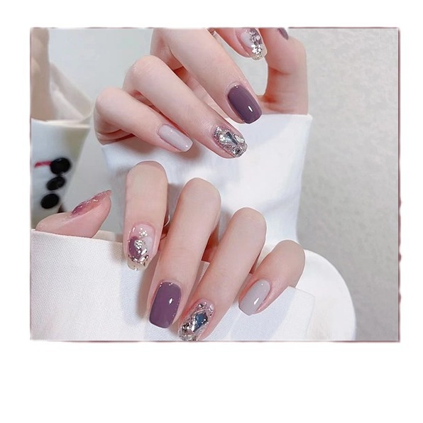 Puro deseo de hadas temperamento completo diamante desgaste uñas manicura blanca Otoño e Invierno esencial brillante manicura 24 unidades