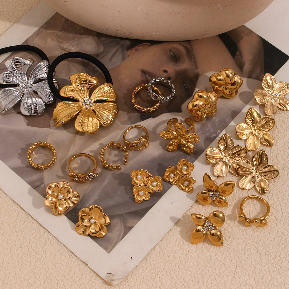 Casual, Daily Occasion 18K Gold Plated 316L Stainless Steel  Rhinestones Flower Waterproof Non Tarnish Surgical Steel Retro Box Chain Rings Earrings Necklace For Women's