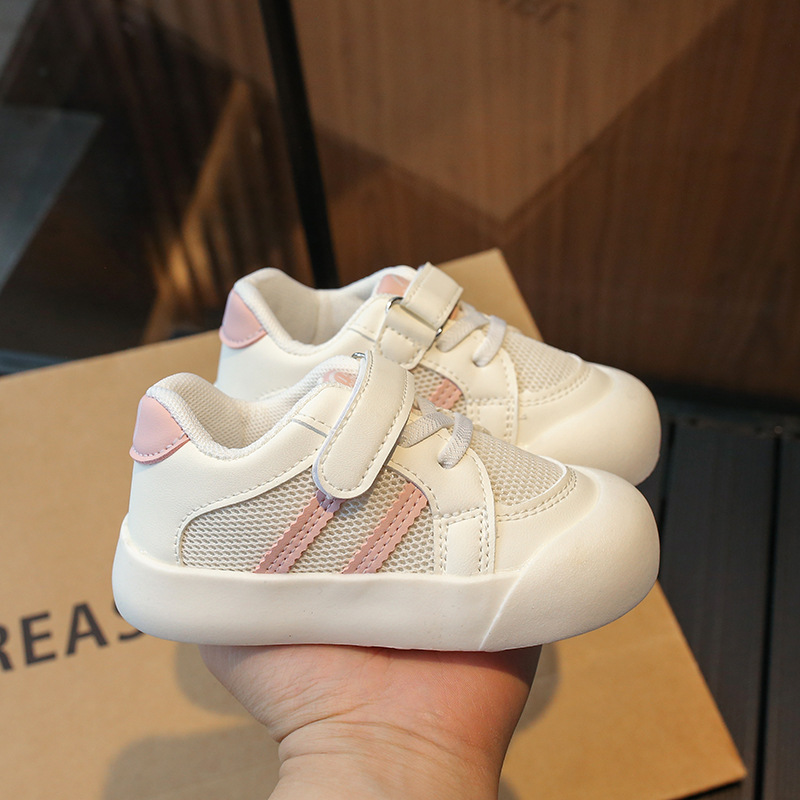 Zapatillas de bebé 2025 primavera zapatos infantiles zapatos casuales para niños zapatos de malla transpirable para bebés niñas zapatos para niños pequeños dropshipping.