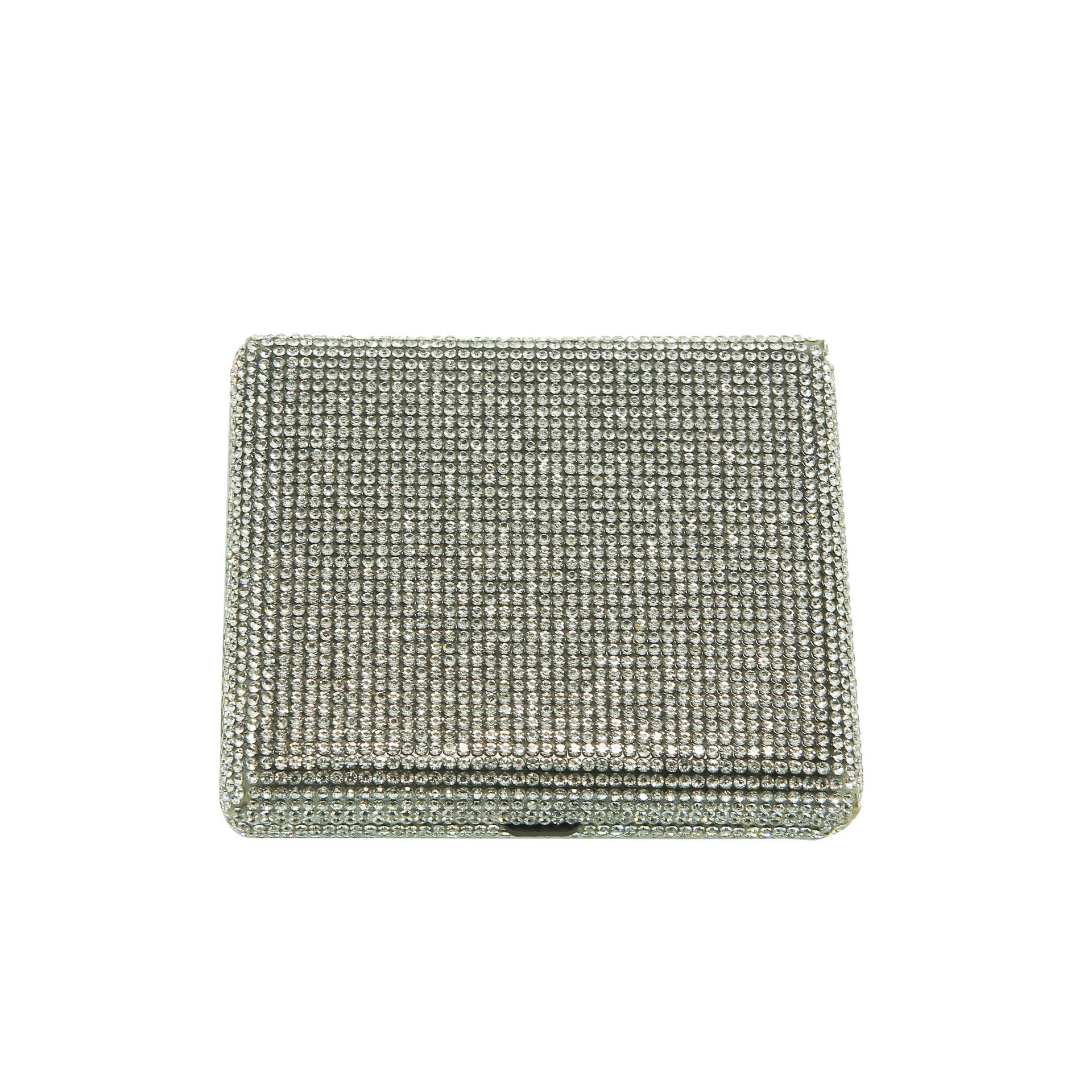 Estuche para cigarrillos ultrafino con incrustaciones de diamantes para mujer, adecuado para cigarrillos normales, medianos y delgados, creativo, resistente a la presión, a prueba de humedad, disponible en varios colores, estuche para cigarrillos de lujo ligero.