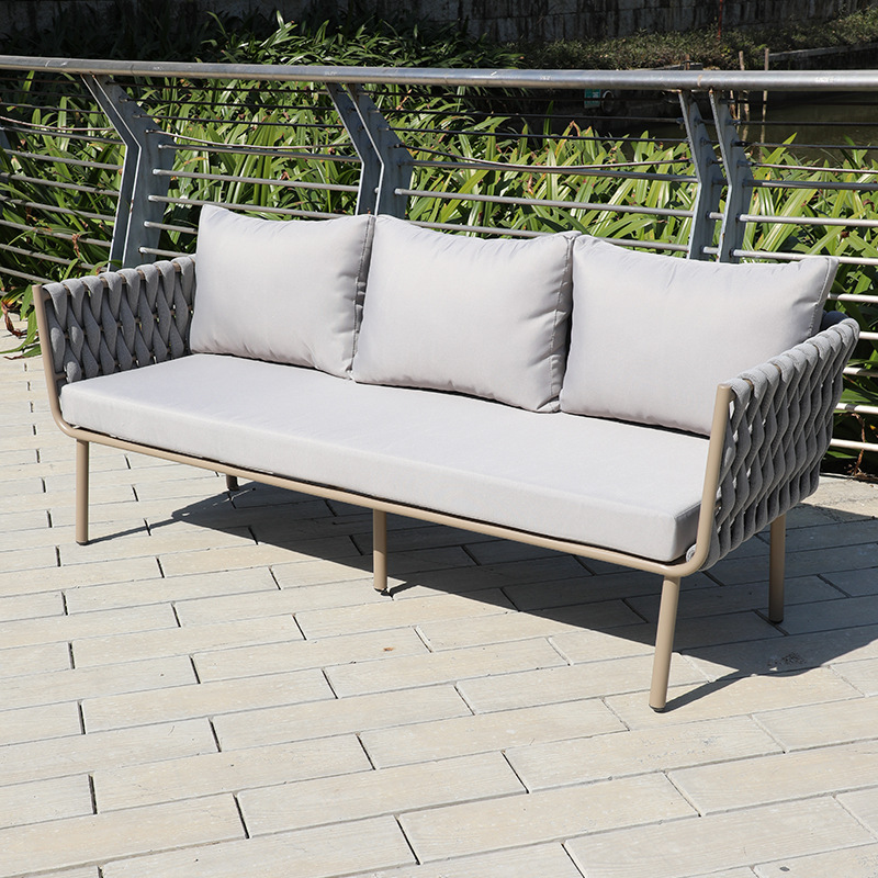 Sofá al aire libre Patio Terraza Jardín Ocio Asiento individual al aire libre Combinación Departamento de ventas Sala de muestras Sofá de ratán