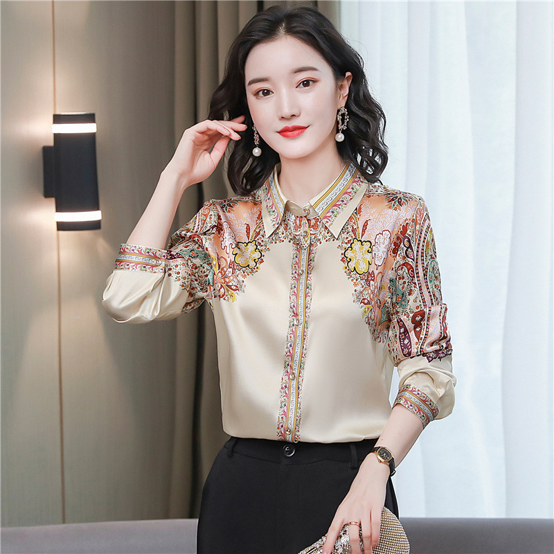 Elegant silk spring fashionable shirt
