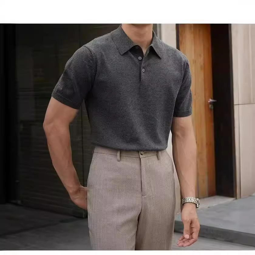 Moda casual solapa polo de color sólido suéter casual de punto de manga corta para hombres verano nuevo estilo transpirable tendencia camiseta para hombres