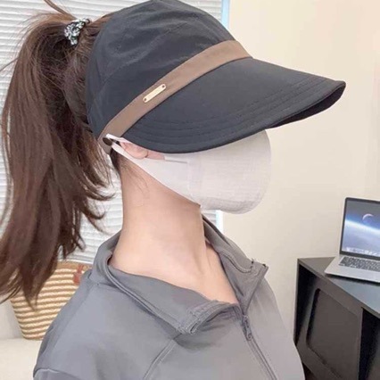 3개 조각을 이어 붙이다 [검은색]