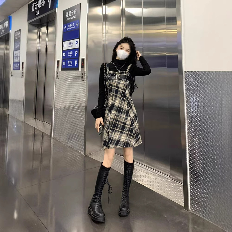 Plaid Layered Suspender Dress for Women 2025 New Autumn and Winter Large Size Fat mm Inner Bottoming Top Two-Piece Set