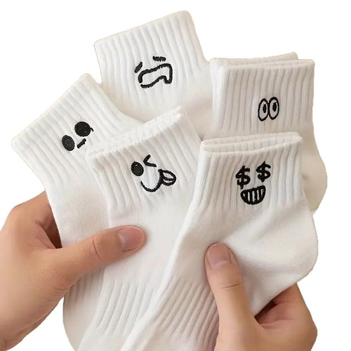 Socks for women's mid-tube socks autumn ins trendy Japanese cartoon sports wear internet celebrity couple stockings for men and women spring and autumn style