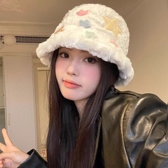 女性用フィッシャーマンハット、2025年秋冬新作、厚みのあるぬいぐるみ、かわいい盆地帽子、多用途、顔が見える小さな防寒帽子、暖かい帽子