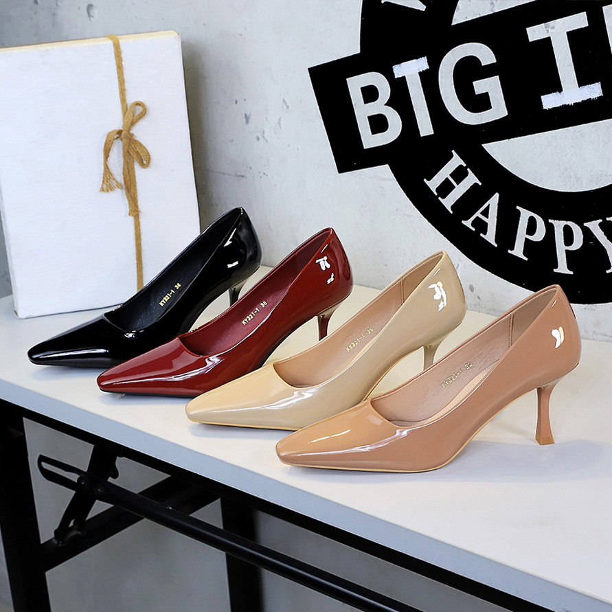 321 European And American Style Fashion Patent Leather Shiny Party High Heels Women Elegant Simple Thin Heel Small_vogvips.com