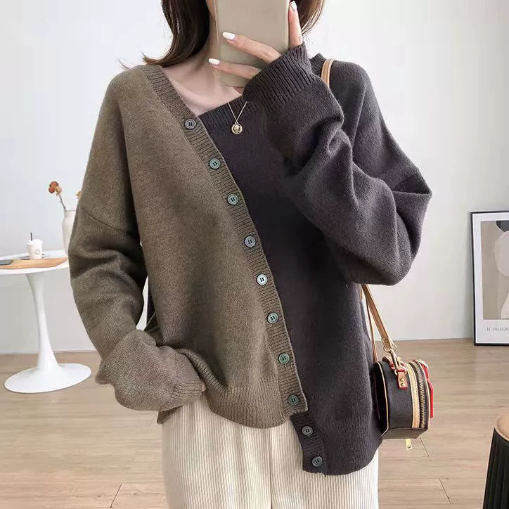 Knitted sweater for leisure, autumn