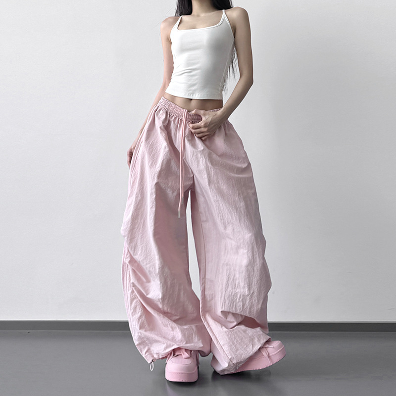 Relaxed Style High-Waisted Wide-Leg Pants, Loose Casual Pants with Pleats and Drapey Feel, Curved Cut Pants Relaxed Style High-Waisted Wide-Leg Pants, Loose Casual Pants with Pleats and Drapey Feel, Curved Cut Pants
