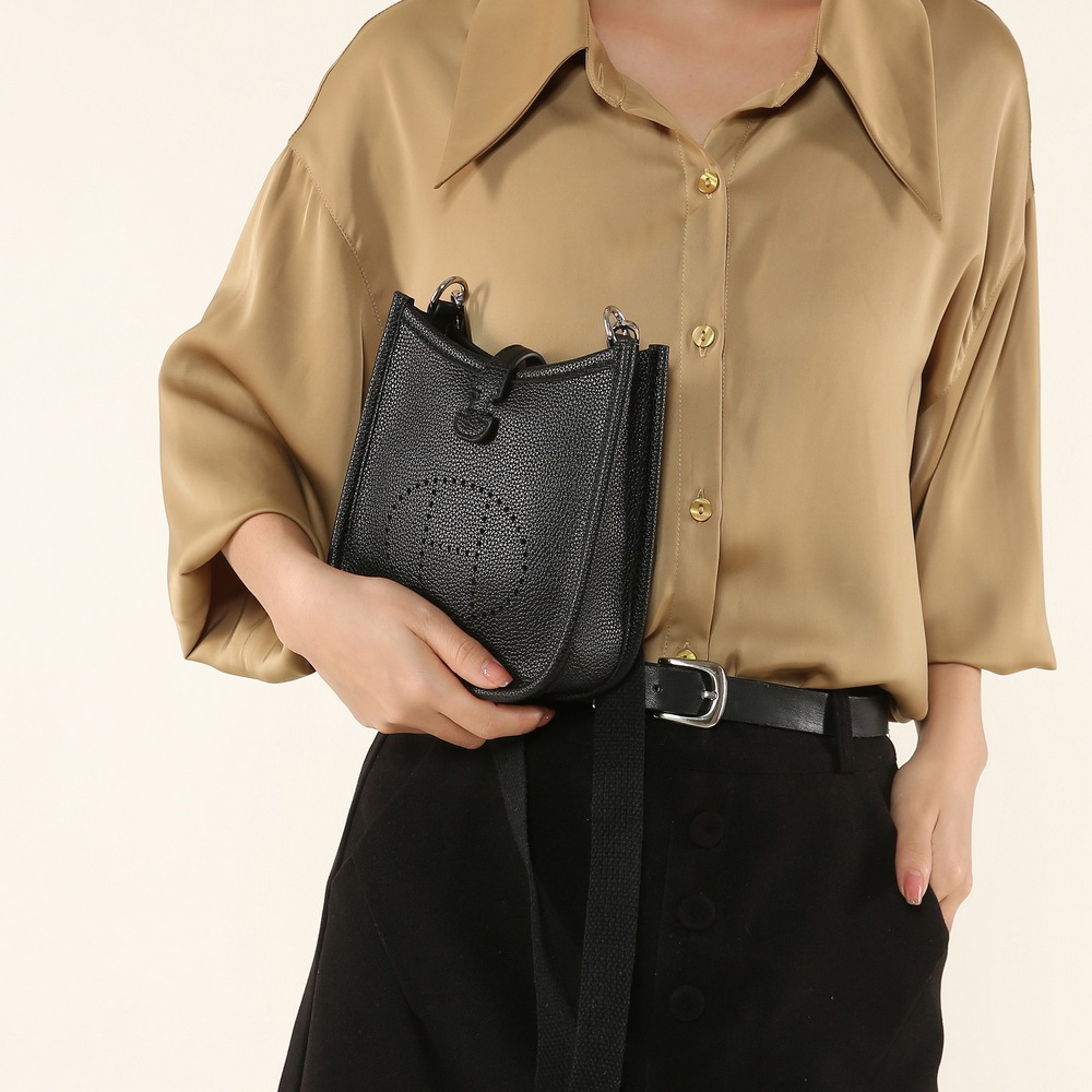 Evelyn Genuine Leather Women's Bag Hollow H Letter Bag Mobile Phone Bag Mini Fashionable Distinctive Simple Shoulder Bag for Women