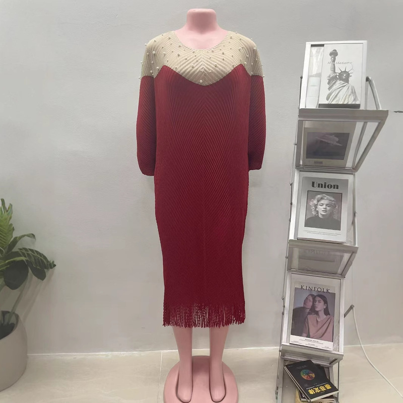 三宅プリーツヨーロッパとアメリカのドレス女性の夏のファッションビーズカラーブロックラウンドネック半袖ルーズプリーツタッセルロングスカート|undefined