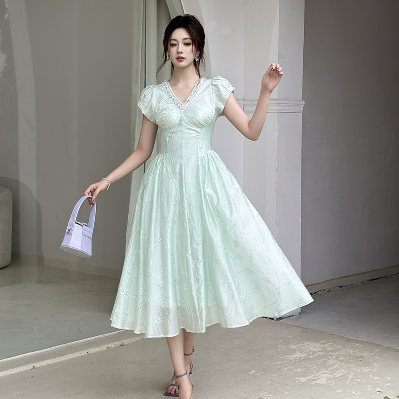 设计感重工艺气质女神范度假长裙夏季新款法式大摆型连衣裙45208