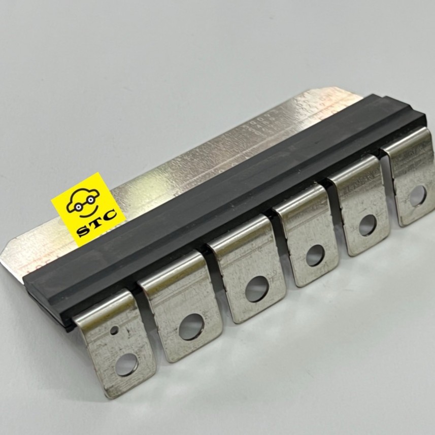 5Q0937629C 跨境外贸 适用于大众 奥迪A3A4捷达高尔夫途观 保险丝