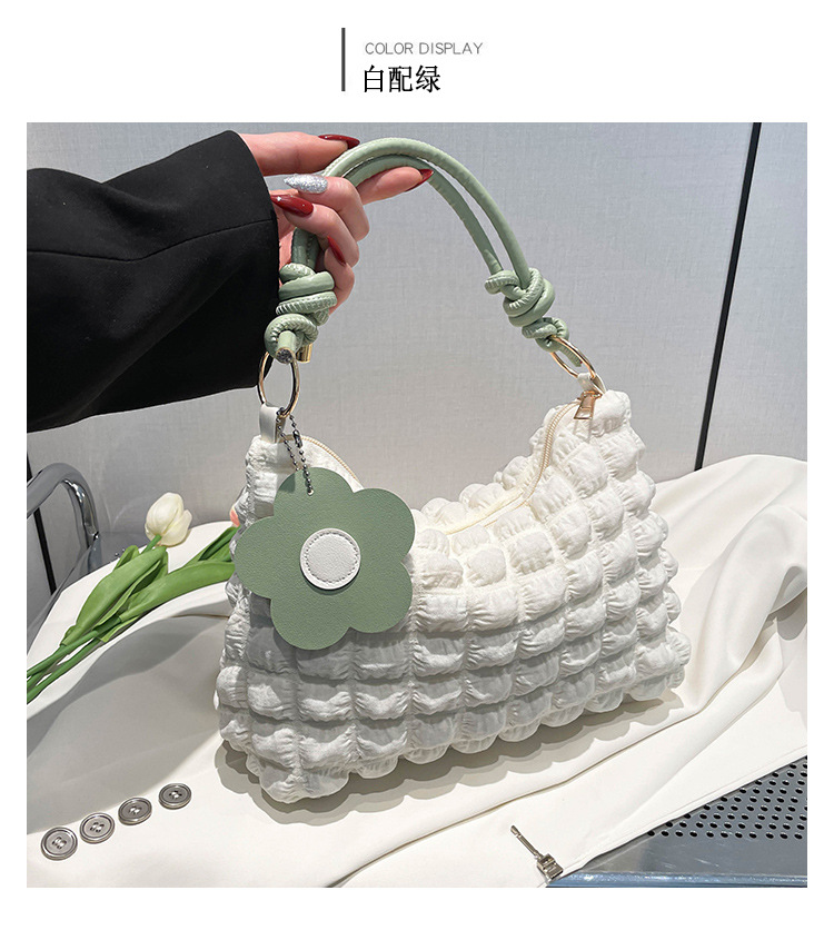 Bolso casual coreano de moda de gran capacidad plisada 2025 primavera nuevo estilo estilo estilo occidental bolso de axila de un solo hombro bolso de nube bolso femenino