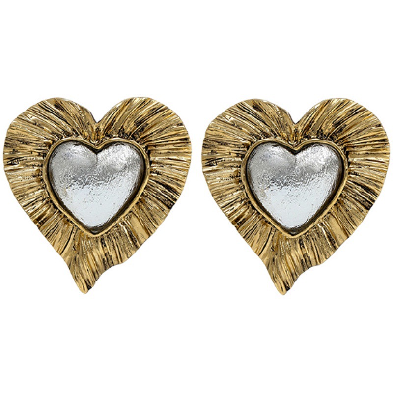 Ruffled Gold Plated Vintage Heart Earrings display picture 7