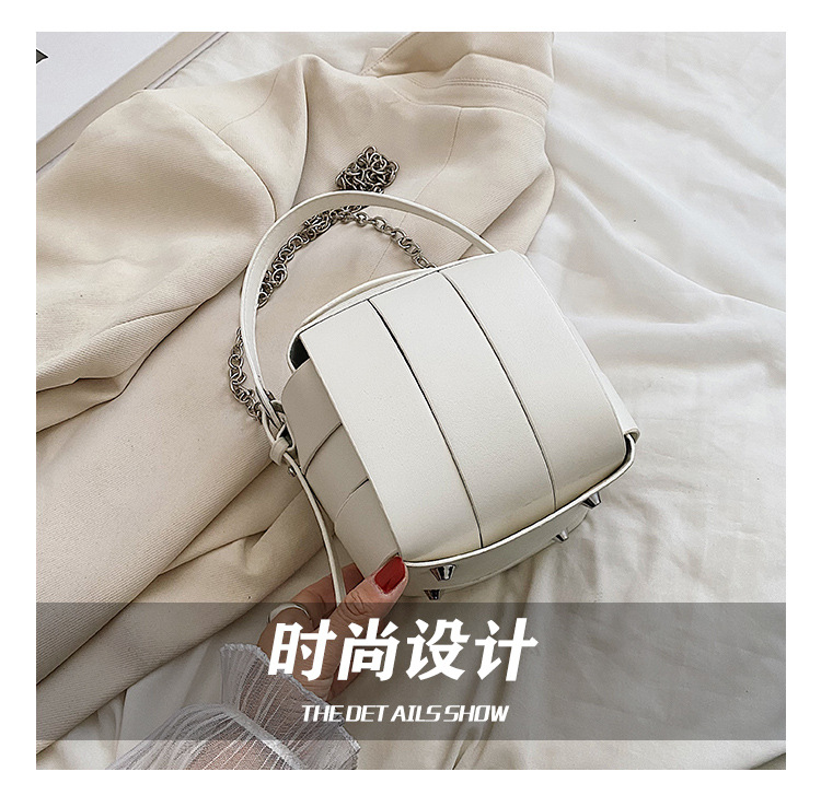 c时尚设计.jpg