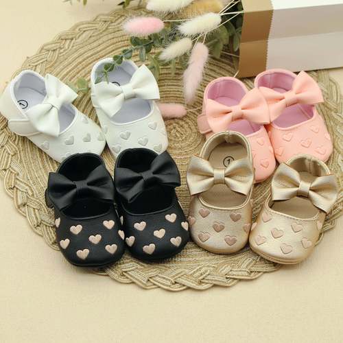 Bestselling baby walkers for spring and autumn, soft soles for girls, 0-1 year old children's shoes with bow princess style, magic sticker baby shoes